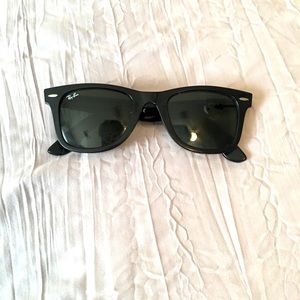 🕶🕶Ray Ban sunglasses 🕶🕶
